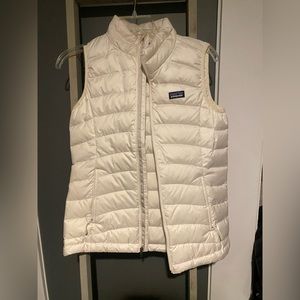 Girls Size L White down Patagonia vest